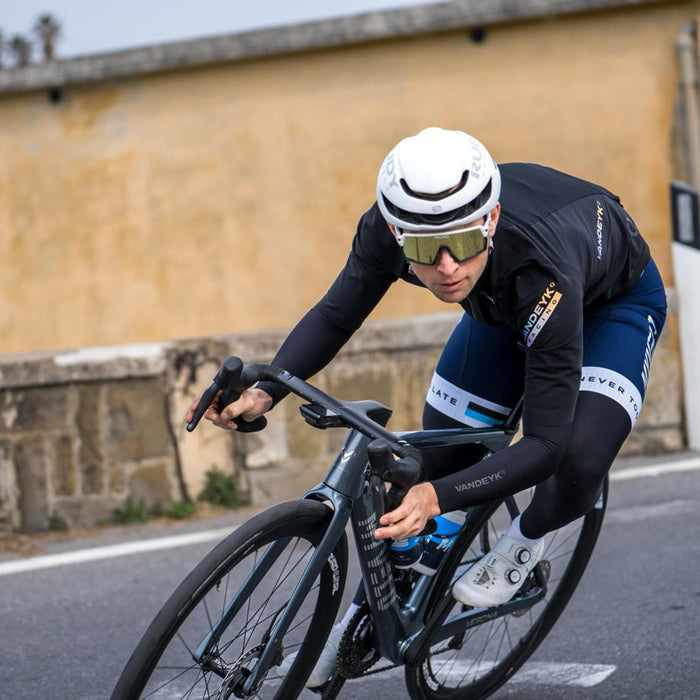 Nacken- und Schulterverspannungen beim Radfahren: Ursachen, Tipps und Lösungen