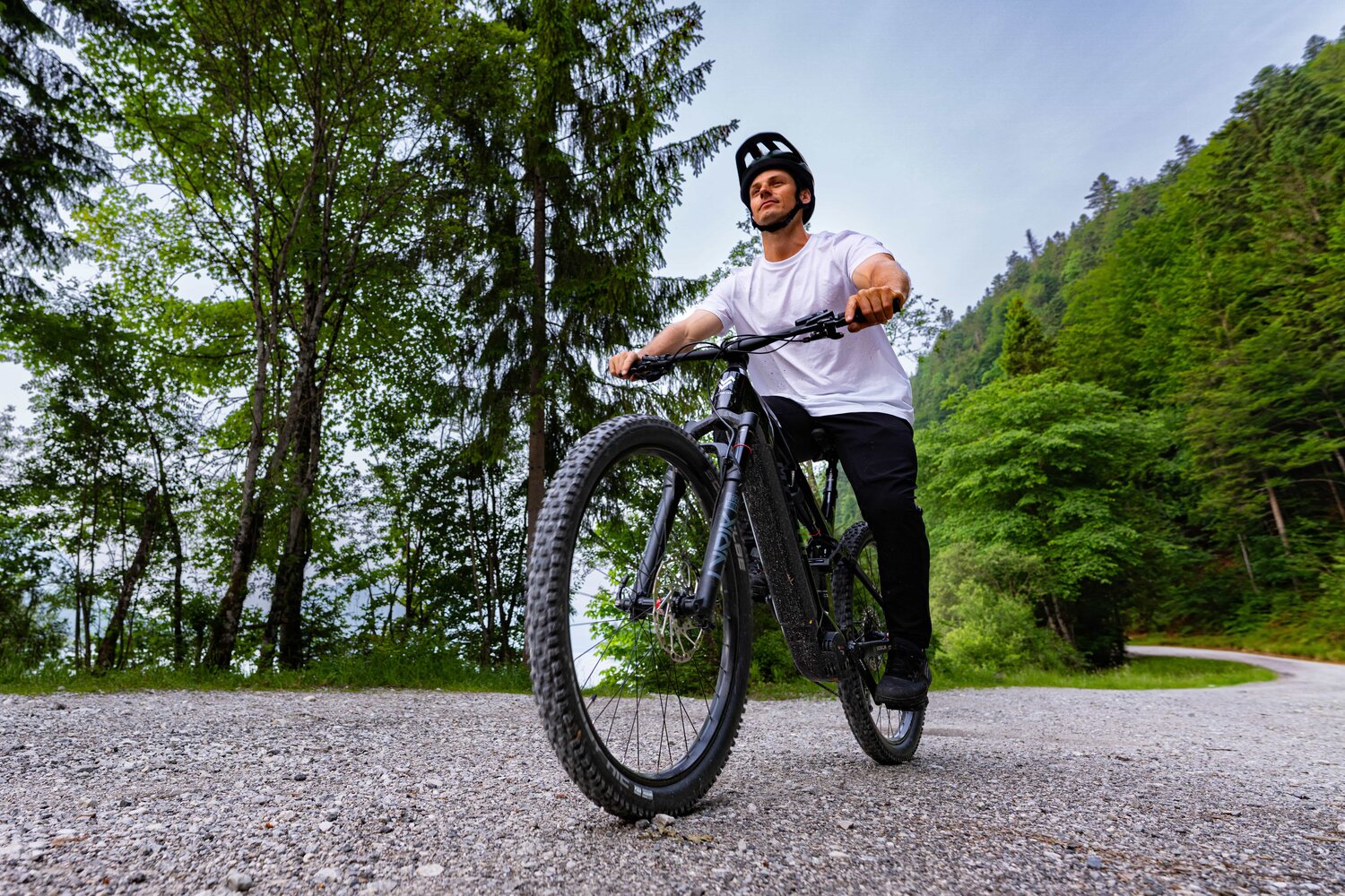 myvelo_stelvio_10_action_3x2_invisions